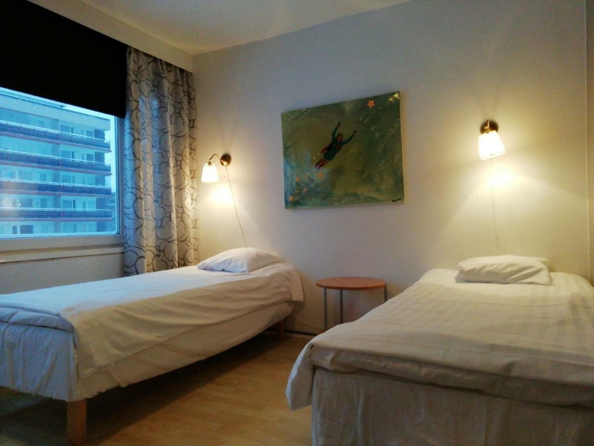 Hotel Turistihovi Коувола Экстерьер фото