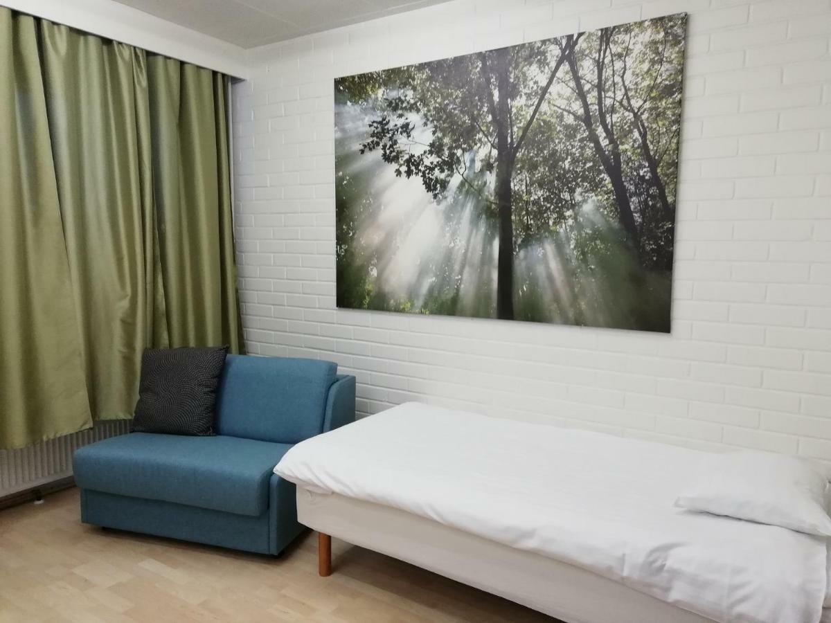 Hotel Turistihovi Коувола Экстерьер фото